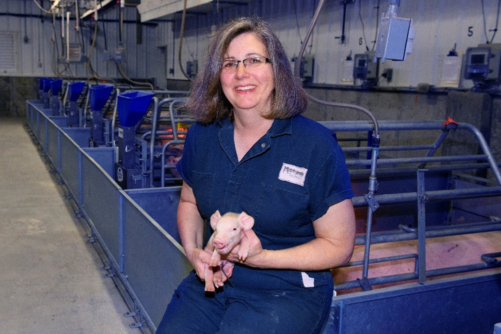 Brown-Brandl earns High-Quality Pork - Precision Farming Award, grant